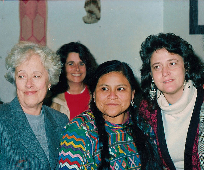 Rigoberta_con_Lomban_y_Ana_Gonzalez.jpg